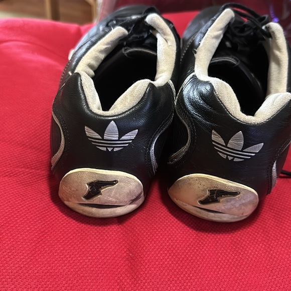 Adidas soccer indoor shoes - Picture 6 of 10